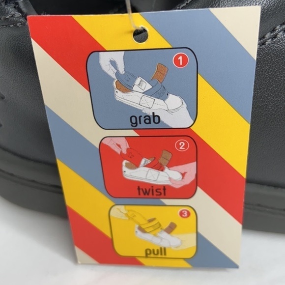 COSMO Kids Black Leather Sneakers US 2 NWT - Picture 5 of 16